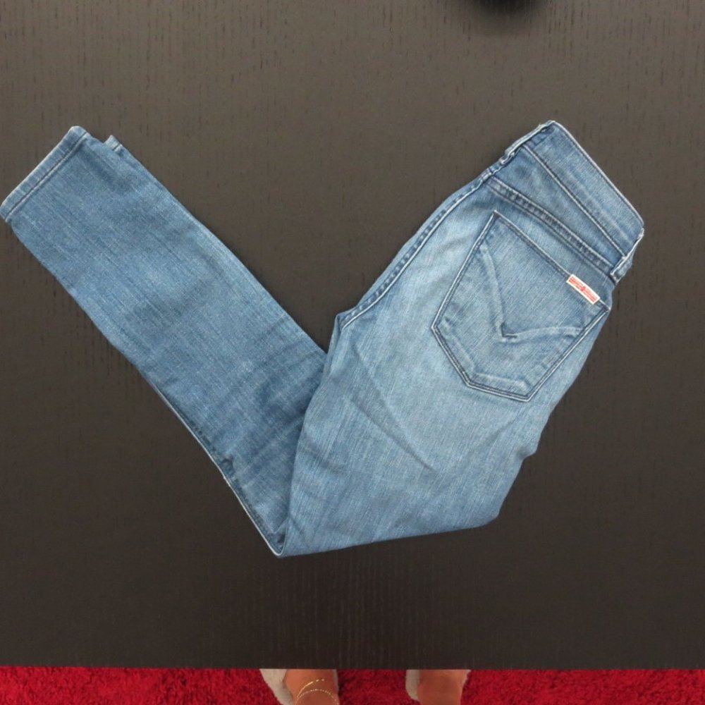HUDSON Straight Slim Leg Jeans Size 24